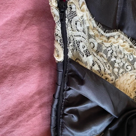 Vintage Betsy Johnson Strapless Lace Prom Dress Black and White, size 4 - Picture 8 of 10